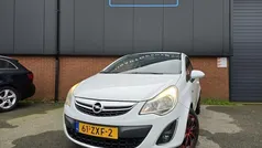 Wit Gebruikt 2013 Opel Corsa Color Edition Hatchback | € 1.950 (Goede deal)