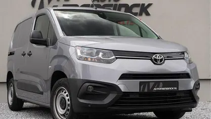 Gebruikt 2023 Toyota Proace City City MPV | € 15.900 (Goede deal)