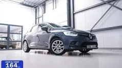 Grijs, metallic lak Gebruikt 2018 Renault Clio GrandTour Intens Stationwagen | € 9.990 (Eerlijke prijs)