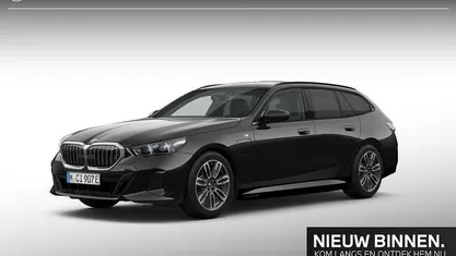 Occasion 2024 BMW 530e Shadowline Stationwagen | € 61.900 (Eerlijke prijs)