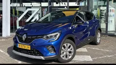 Twotone bleu iron / noir étoi Gebruikt 2022 Renault Captur Intens SUV | € 22.880 (Goede deal)