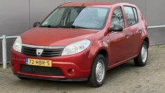 Rood Gebruikt 2008 Dacia Sandero Hatchback | € 1.998 (Eerlijke prijs)