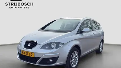 Occasion Seat Altea XL Style 161 PK (118 kW) 2012 Grijs (metallic) MPV