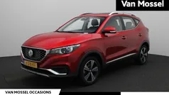 Gebruikt 2020 MG ZS Luxury Sedan | € 14.945 (Eerlijke prijs)