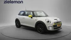 Gebruikt 2020 Mini Cooper Essential Hatchback | € 15.845 (Goede deal)