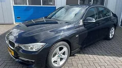 Zwart Gebruikt 2012 BMW 320 Luxury Line Sedan | € 8.650 (Super prijs)