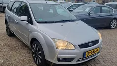 Grijs Gebruikt 2007 Ford Focus Trend Stationwagen | € 1.399 (Eerlijke prijs)