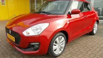 Occasion Suzuki Swift 90 PK (66 kW) 2019 Rood Hatchback