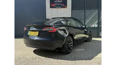Zwart Gebruikt 2022 Tesla Model 3 Standard Range Plus Sedan | € 30.999 (Eerlijke prijs)