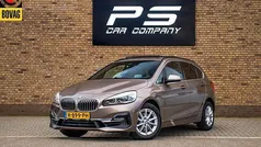 Bruin Gebruikt 2018 BMW 220 Executive Stationwagen | € 16.950 (Goede deal)