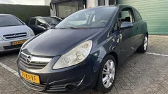 Grijs (metallic) Gebruikt 2007 Opel Corsa Enjoy Hatchback | € 2.799 (Eerlijke prijs)