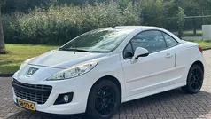 Wit Gebruikt 2013 Peugeot 207 CC Griffe Cabriolet | € 5.499 (Eerlijke prijs)