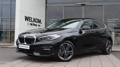 Gebruikt 2023 BMW 118 Sport Line Hatchback | € 24.450 (Eerlijke prijs)