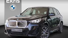 Zwart Nieuw 2025 BMW iX1 M Sport SUV | € 56.465 (Super prijs)