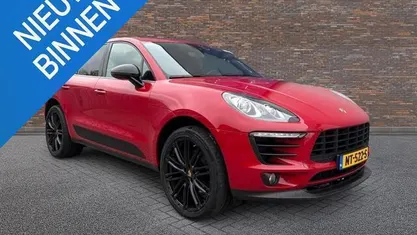 Occasion Porsche Macan 252 PK (185 kW) 2017 Rood SUV