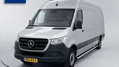 Zilver Gebruikt 2020 Mercedes Sprinter Van | € 27.945 (Eerlijke prijs)
