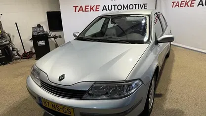 Grijs Occasion 2004 Renault Laguna II Hatchback | € 1.450 (Goede deal)