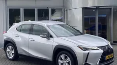Gebruikt 2020 Lexus UX 250h SUV | € 23.840 (Eerlijke prijs)