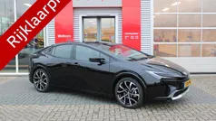 Zwart Gebruikt 2024 Toyota Prius Executive Hatchback | € 39.900 (Eerlijke prijs)