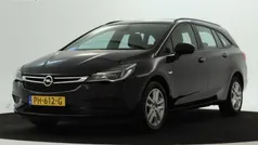 Zwart Gebruikt 2017 Opel Astra Edition Stationwagen | € 10.445 (Eerlijke prijs)