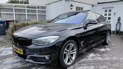 Zwart Gebruikt 2014 BMW 328 Executive Hatchback | € 14.900 (Eerlijke prijs)