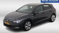 Gebruikt 2021 VW Golf VIII Style Hatchback | € 22.950 (Eerlijke prijs)
