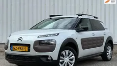 Wit, metallic lak Gebruikt 2017 Citroën C4 Cactus PureTech Hatchback | € 8.449 (Eerlijke prijs)