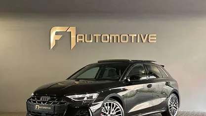 Zwart Gebruikt 2024 Audi S3 Sportback Hatchback | € 72.890 (Eerlijke prijs)