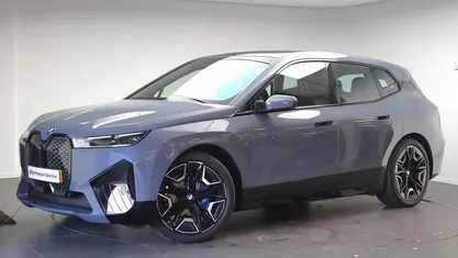 Grijs Gebruikt 2022 BMW iX Sport Line SUV | € 55.950 (Goede deal)