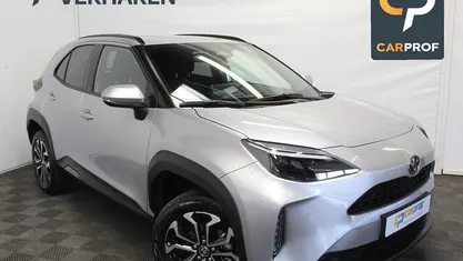 Grijs Gebruikt 2025 Toyota Yaris Cross SUV | € 29.690 (Eerlijke prijs)