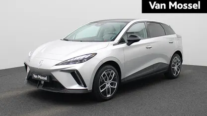 Gebruikt 2025 MG MG4 EV Trophy Hatchback | € 29.995 (Goede deal)