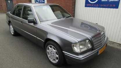Occasion 1994 Mercedes E200 Elegance Sedan | € 7.250