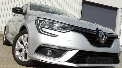 Zilver Gebruikt 2020 Renault Mégane GrandTour LIMITED Stationwagen | € 10.850 (Super prijs)