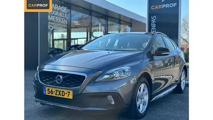Occasion 2013 Volvo V40 Momentum Hatchback | € 11.950 (Eerlijke prijs)