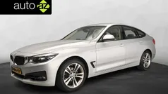Grijs Gebruikt 2019 BMW 320 Sport Line Hatchback | € 19.900 (Super prijs)