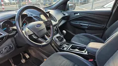 Gebruikt 2018 Ford Kuga ST-Line SUV | € 15.640 (Eerlijke prijs)