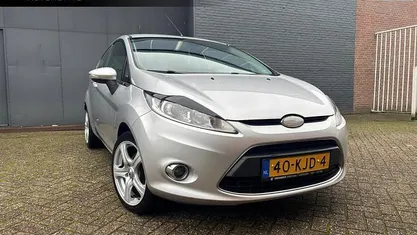 Occasion 2009 Ford Fiesta Ghia Hatchback | € 2.999 (Eerlijke prijs)