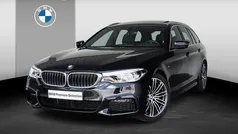 Zwart Gebruikt 2019 BMW 520 M Sport Stationwagen | € 34.895 (Eerlijke prijs)