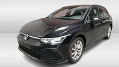 Zwart, metallic lak Gebruikt 2021 VW Golf VIII GTE Hatchback | € 26.450 (Goede deal)