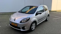 Grijs, metallic lak Gebruikt 2010 Renault Twingo Authentique Hatchback | € 2.350 (Eerlijke prijs)