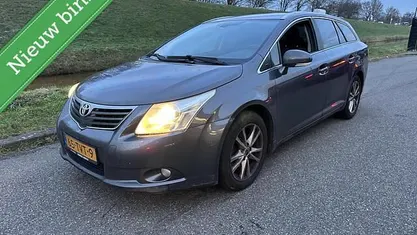 Occasion Toyota Avensis Business Edition 147 PK (108 kW) 2012 Grijs Sedan