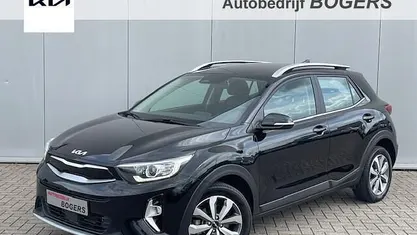 Gebruikt 2024 Kia Stonic SUV | € 24.440 (Eerlijke prijs)