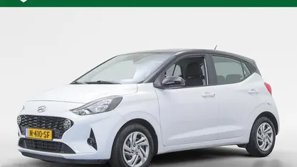 Wit Occasion 2022 Hyundai i10 Comfort Hatchback | € 16.450 (Eerlijke prijs)