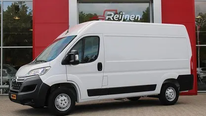 Wit Gebruikt 2023 Citroën Jumper MPV | € 23.995 (Eerlijke prijs)