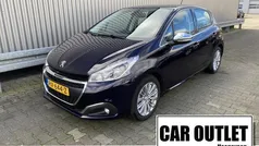 Blauw, metallic lak Gebruikt 2018 Peugeot 208 Hatchback | € 7.950 (Eerlijke prijs)