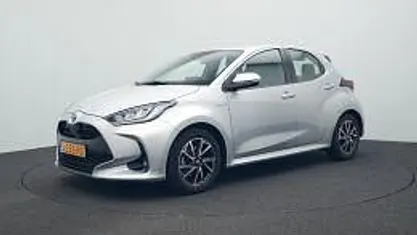 Gebruikt 2021 Toyota Yaris Edition Hatchback | € 21.685 (Eerlijke prijs)