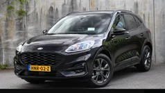 Zwart Gebruikt 2023 Ford Kuga ST-Line X SUV | € 31.495 (Eerlijke prijs)