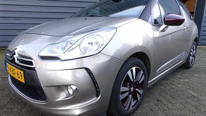 Bruin Gebruikt 2011 Citroën DS3 So Chic Hatchback | € 5.450 (Eerlijke prijs)