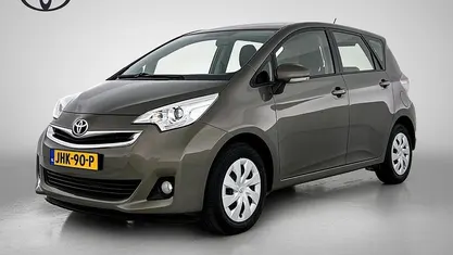 Occasion 2014 Toyota Verso-S MPV | € 13.445 (Eerlijke prijs)