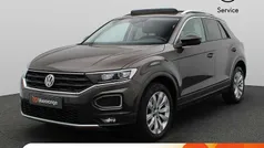 Bruin Gebruikt 2018 VW T-Roc Style SUV | € 20.900 (Eerlijke prijs)